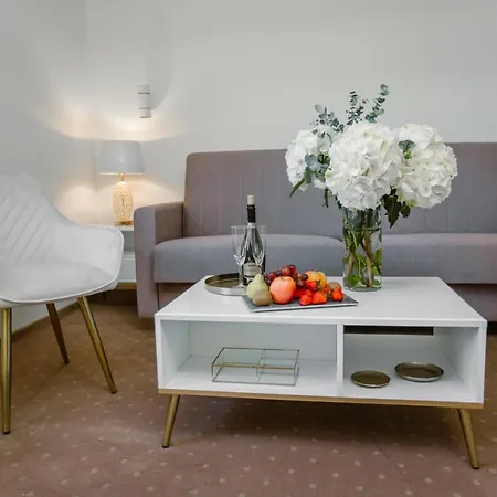 Kosmowski 3* Września