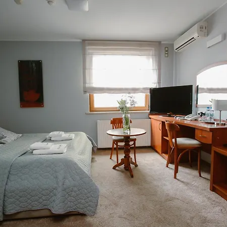 Kosmowski Hotel 3*