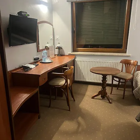 Hotel Kosmowski 3*