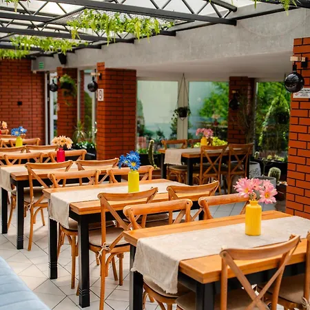 Kosmowski Hotel Wrzesnia