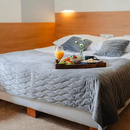 Hotel Kosmowski 3*