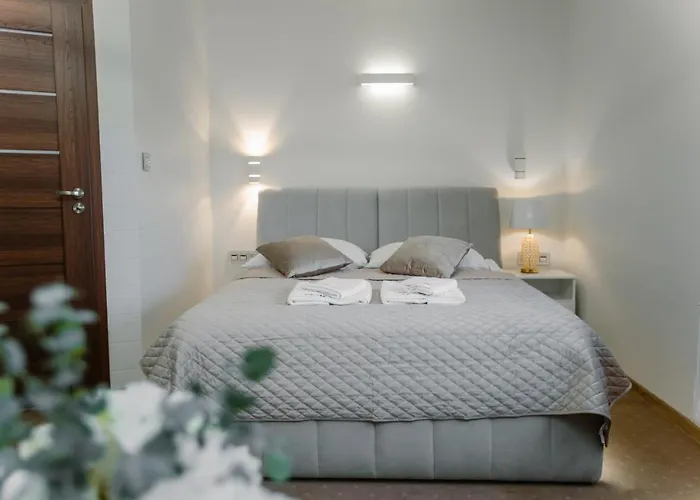 Kosmowski 3* Września