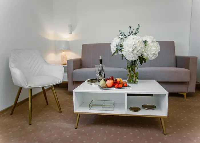 Kosmowski 3* Września